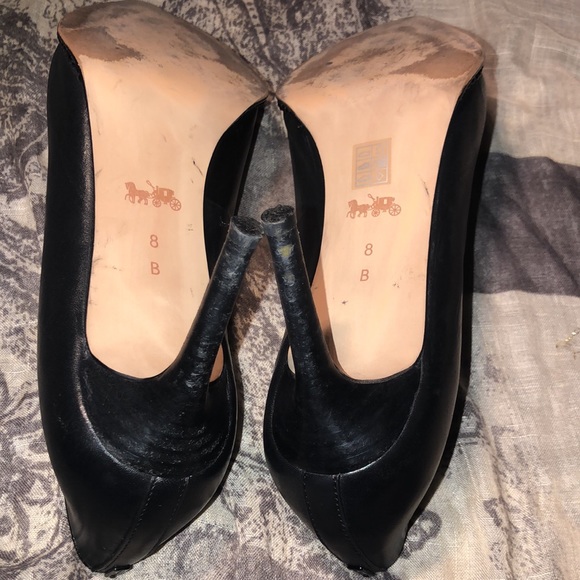 Coach heels with bead chain trim - Picture 11 of 15